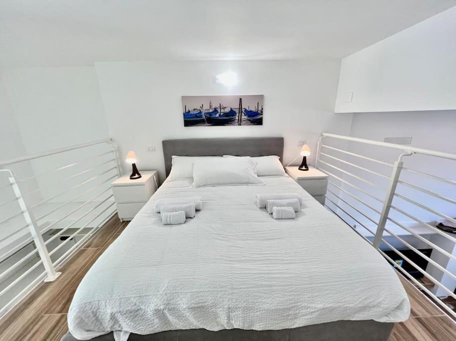 Appartamento Pregevole Loft Con Soppalco Torino Esterno foto